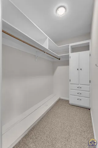 $575,000 | 2040 Cottonwood Lane, Topeka, KS 66615