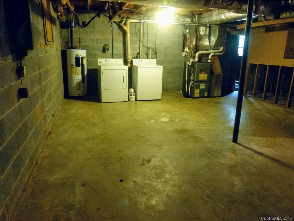100 Chambers View Drive Clyde, NC 28721 - Photo 23 of 30 Gallery Image 23
