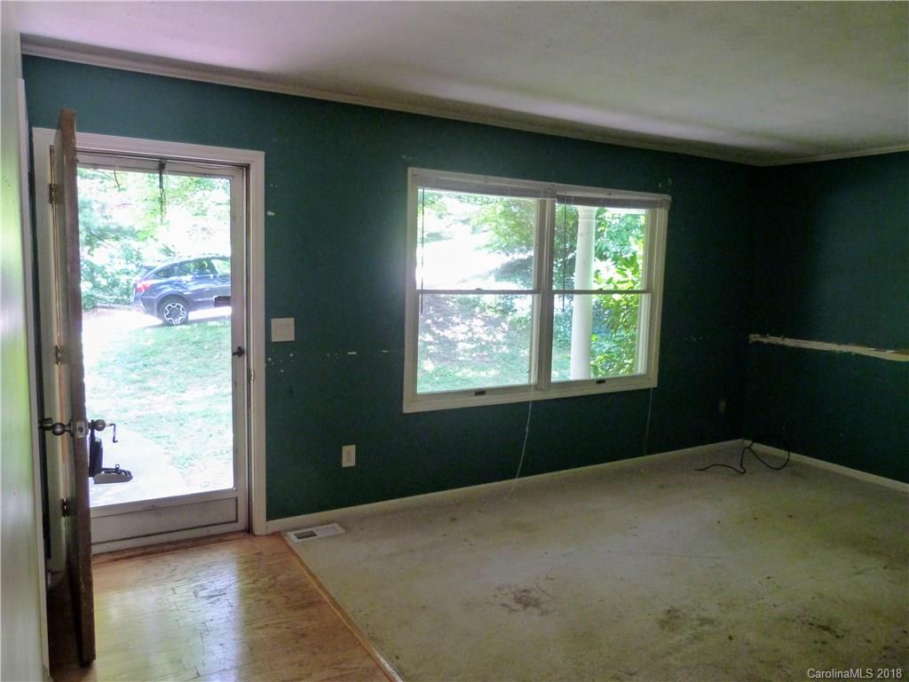 100 Chambers View Drive Clyde, NC 28721 - Photo 7 of 30 Gallery Image 7