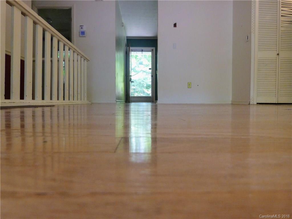 100 Chambers View Drive Clyde, NC 28721 - Photo 8 of 30 Gallery Image 8
