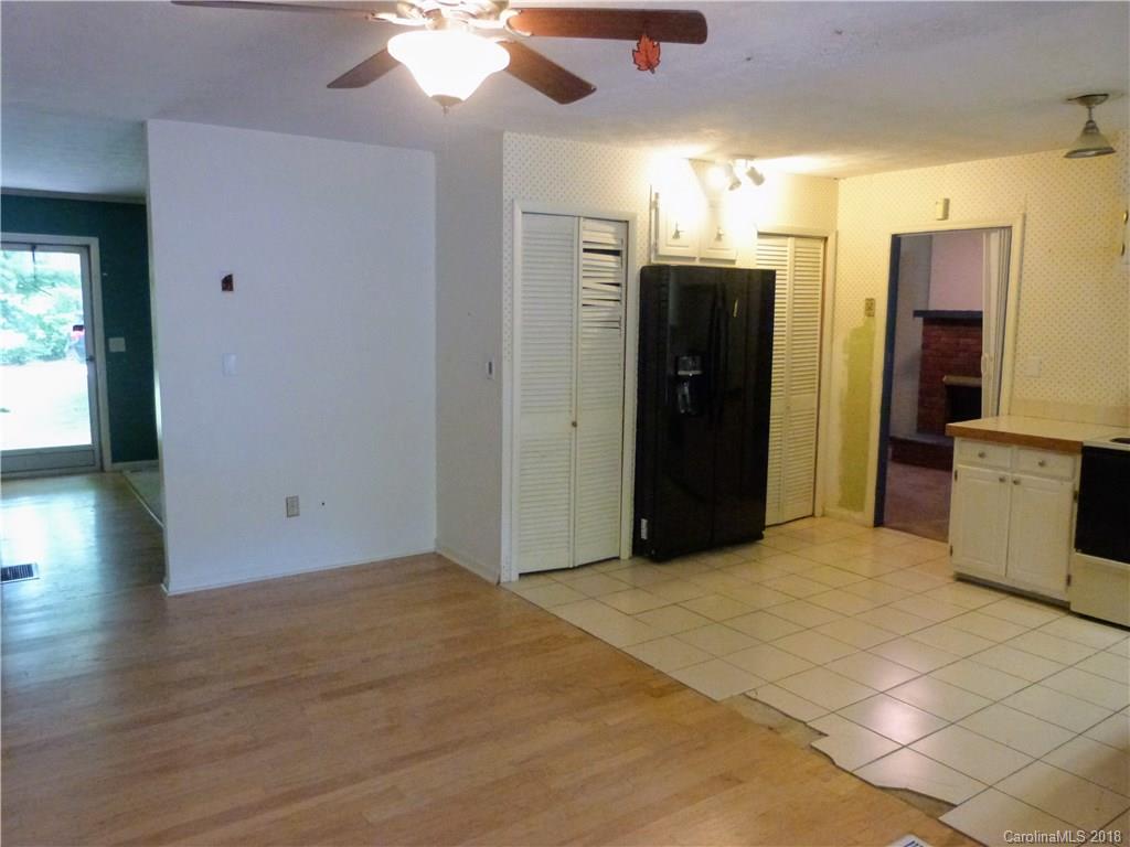 100 Chambers View Drive Clyde, NC 28721 - Photo 10 of 30 Gallery Image 10
