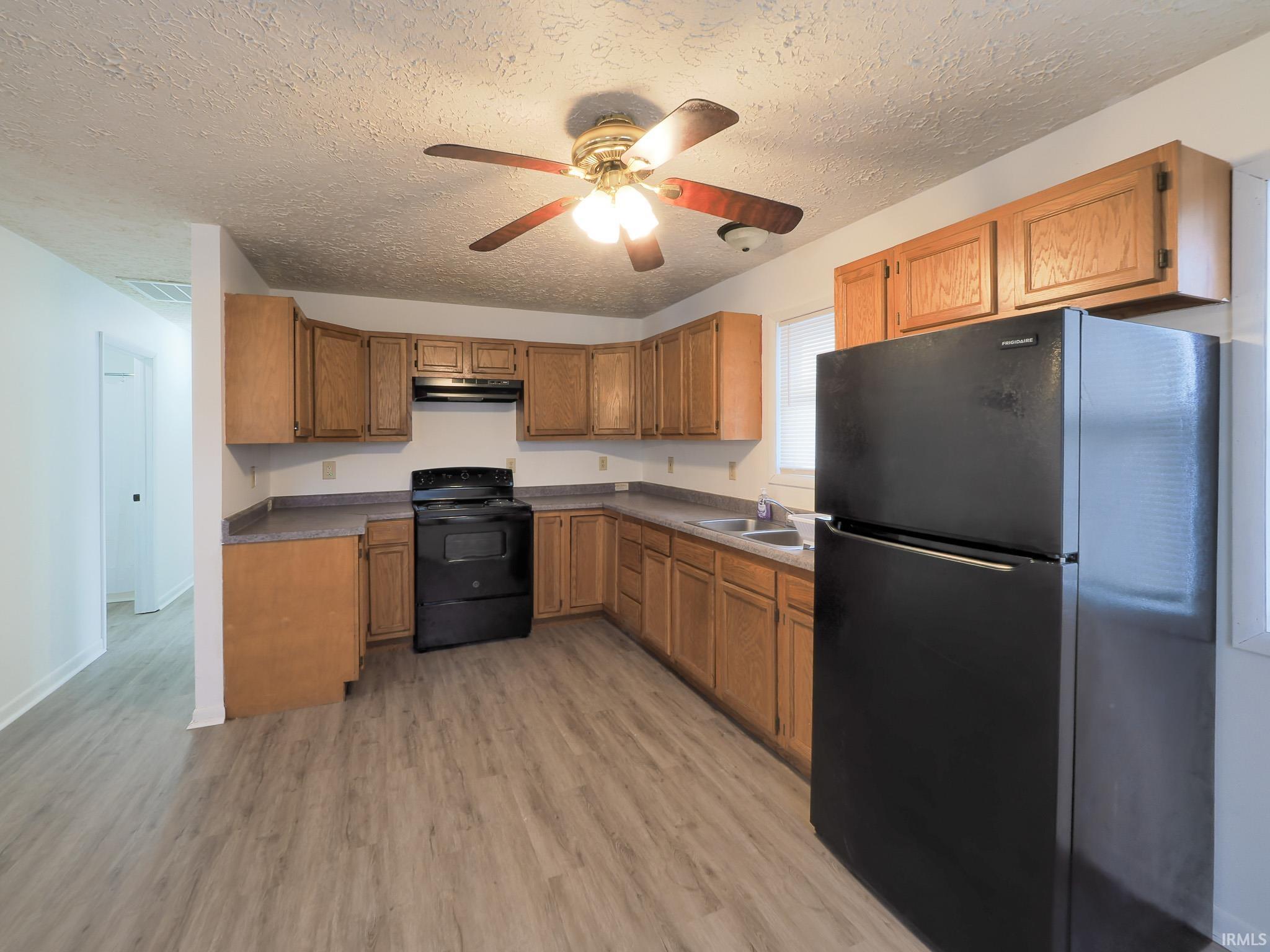 611 East Elm Street Rensselaer, IN 47978 - Photo 8 of 19