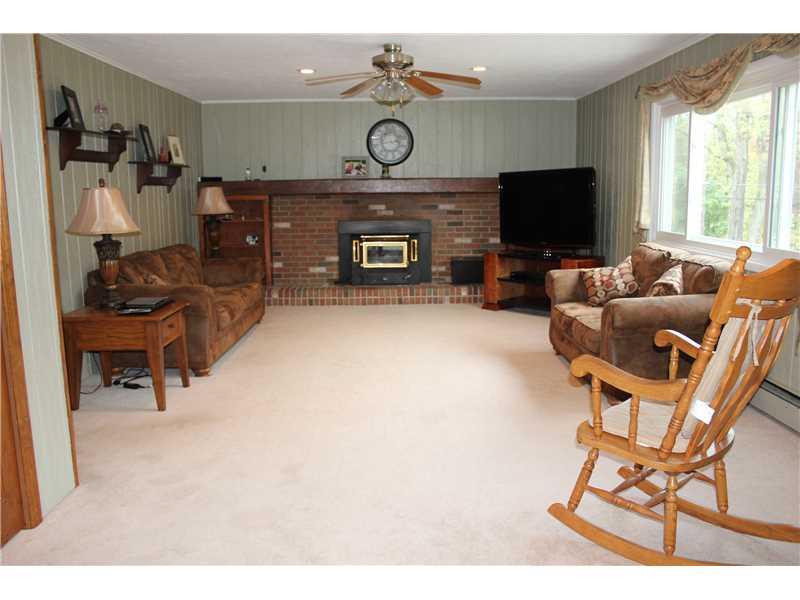 4042 Tuscarawas Road Beaver, PA 15009 - Photo 11 of 25 Family Room.