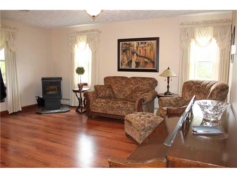 4042 Tuscarawas Road Beaver, PA 15009 - Photo 8 of 25 Living Room.