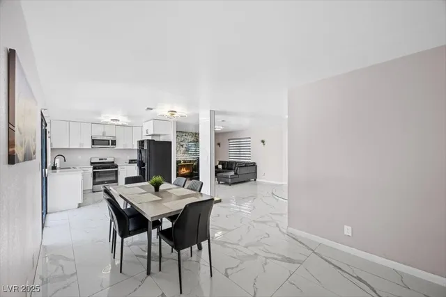 $2,788 | 3001 South Carruth Street, Las Vegas, NV 89121