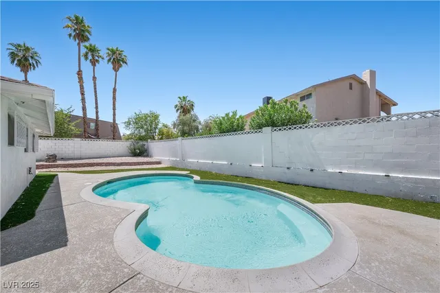 $2,788 | 3001 South Carruth Street, Las Vegas, NV 89121