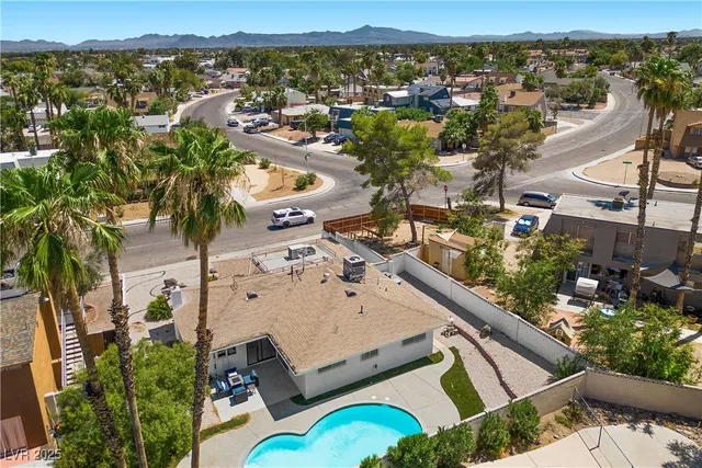 $2,788 | 3001 South Carruth Street, Las Vegas, NV 89121