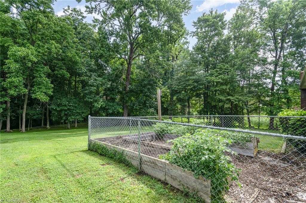 287 Eldorado Road Asheboro, NC 27205 - Photo 24 of 33