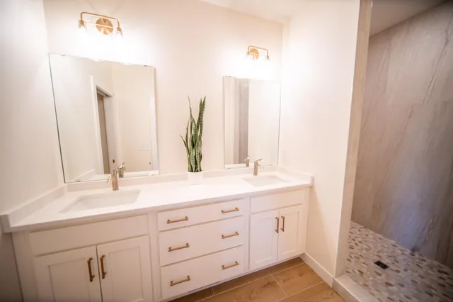 $648,900 | 1803 20th Ave Circle Northeast, Kasson, MN 55944