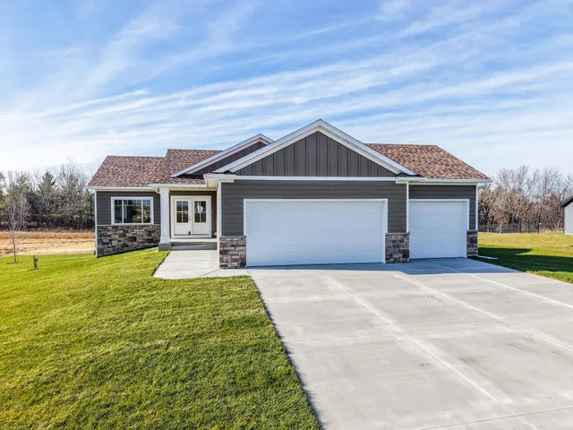 $648,900 | 1803 20th Ave Circle Northeast, Kasson, MN 55944