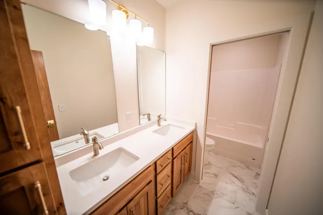 $648,900 | 1803 20th Ave Circle Northeast, Kasson, MN 55944