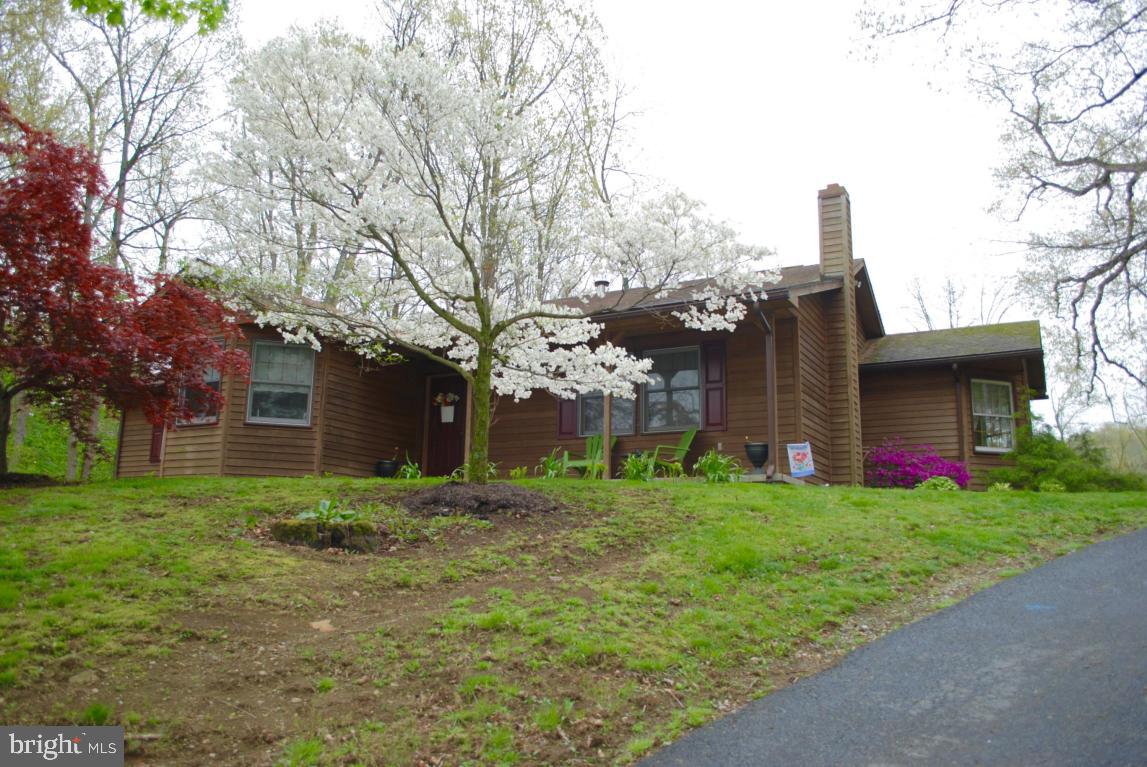 300 Burd Coleman Road Cornwall, PA 17042 - Photo 3 of 31 Gallery Image 3