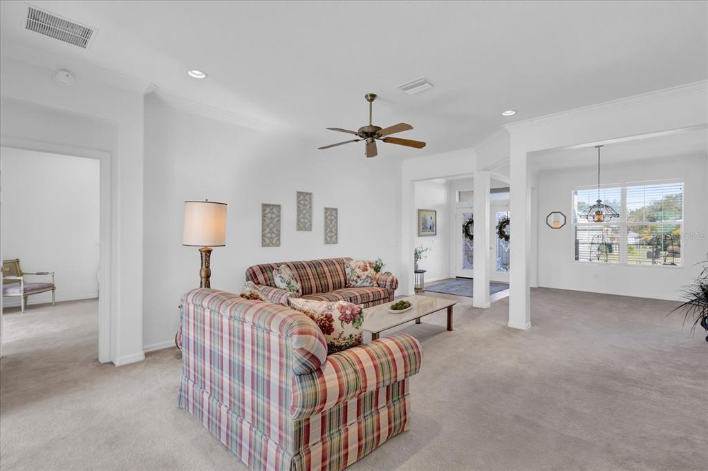 12592 Southeast 97th Terrace Road Summerfield, FL 34491 - Photo 9 of 41