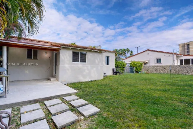 $3,700 | 3780 Southwest 1st Street, Coral Gables, FL 33134