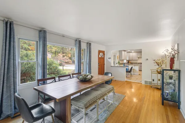 $975,000 | 12370 Dunes Road, Sawyer, MI 49125