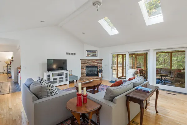 $975,000 | 12370 Dunes Road, Sawyer, MI 49125