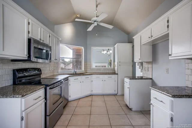 $250,000 | 5834 Spring Crossing, San Antonio, TX 78247