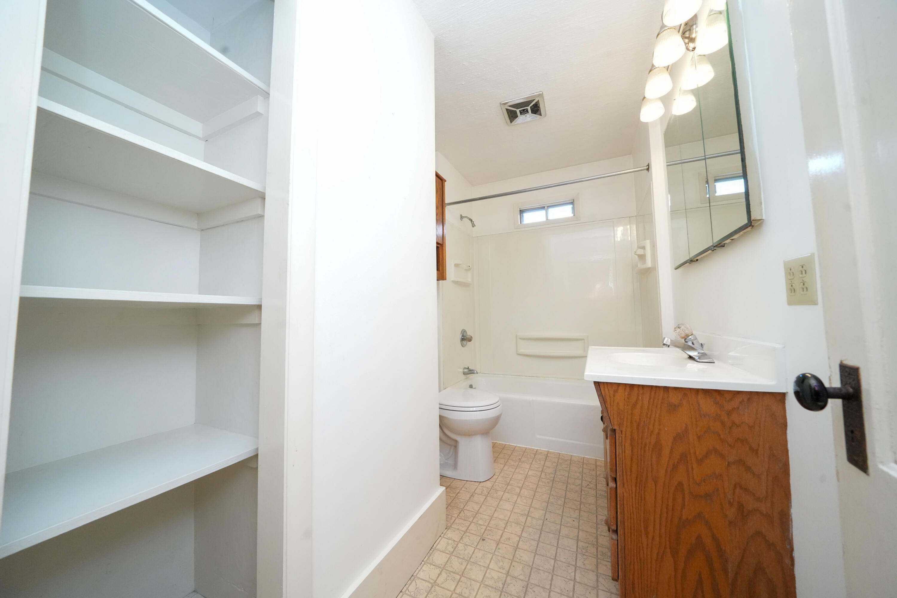 59 Wing Street Bangor, ME 04401 - Photo 23 of 29 Bathroom