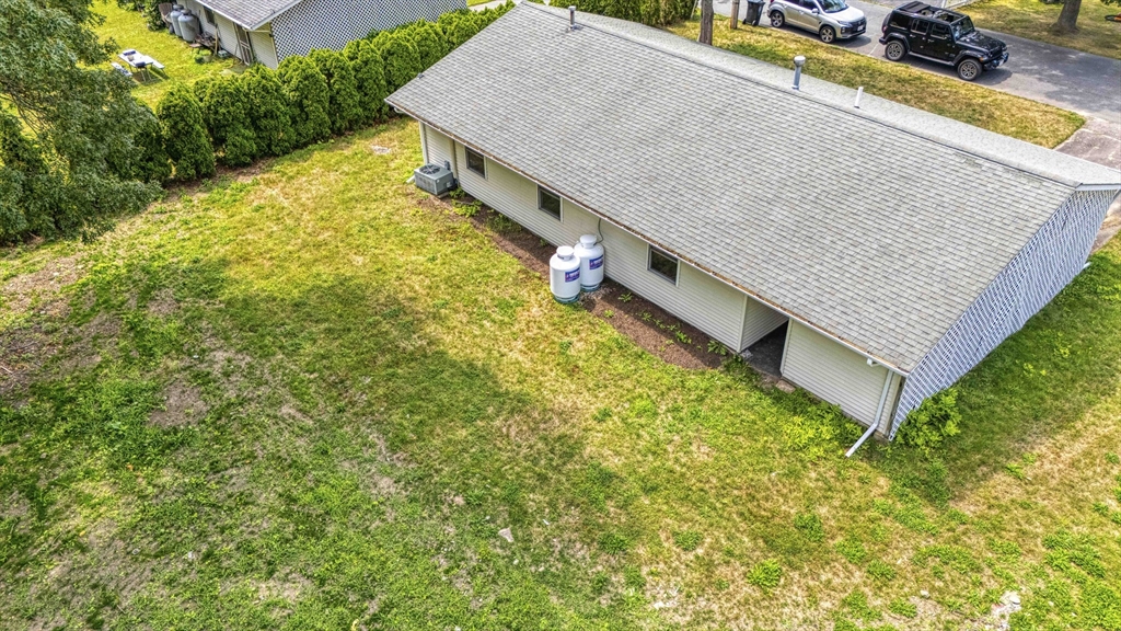 41 Missile Loop Swansea, MA 02777 - Photo 20 of 22