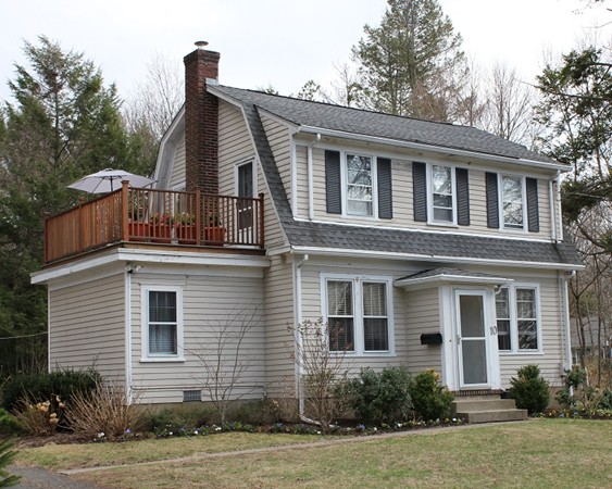 10 Ridgefield Road Wayland, MA 01778 - Photo 1 of 24 Gallery Image 1