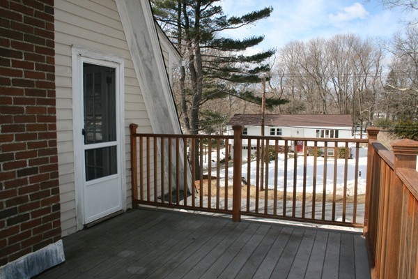 10 Ridgefield Road Wayland, MA 01778 - Photo 14 of 24 Gallery Image 14