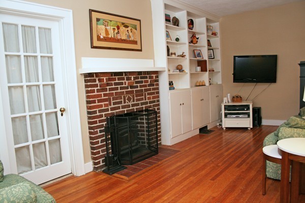 10 Ridgefield Road Wayland, MA 01778 - Photo 5 of 24 Gallery Image 5