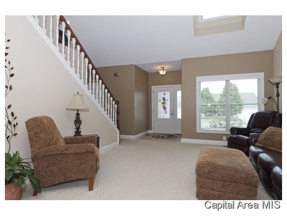 7305 Preston Drive Springfield, IL 62711 - Photo 2 of 22 Gallery Image 2