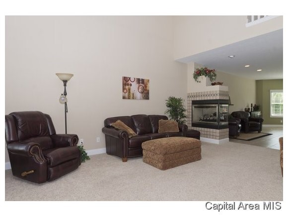 7305 Preston Drive Springfield, IL 62711 - Photo 3 of 22 Gallery Image 3