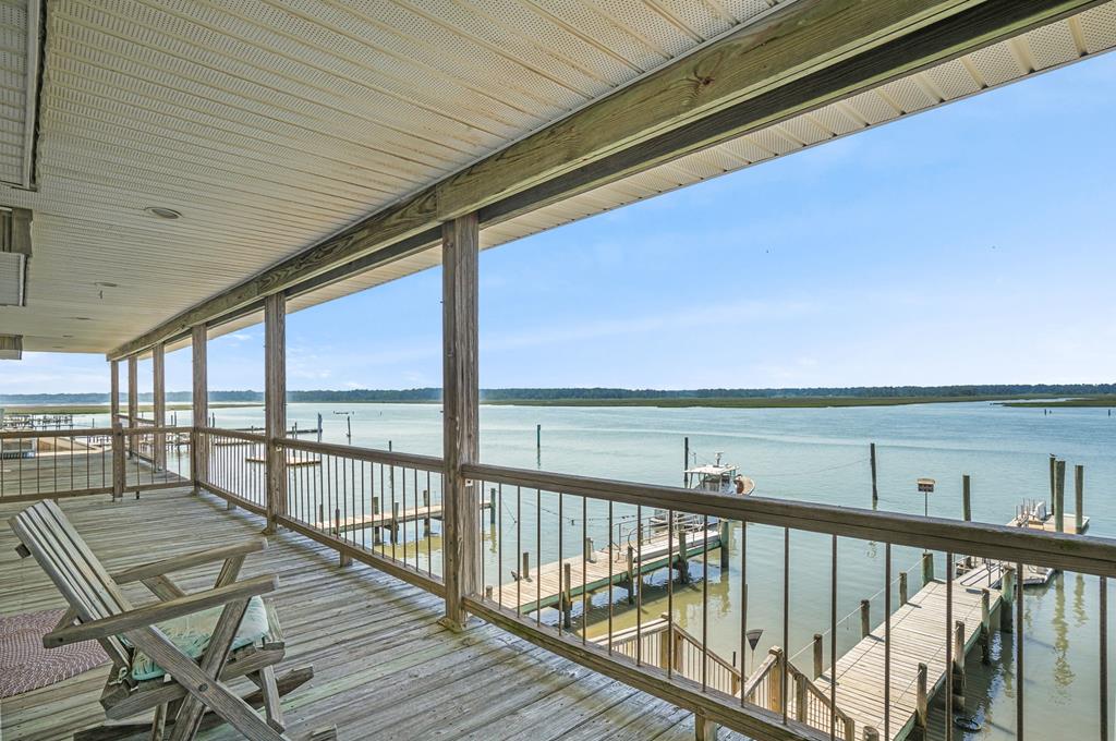 7442 East Side Road Chincoteague Island, VA 23336 - Photo 21 of 45