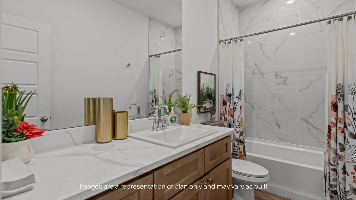 7012 53rd Street Lubbock, TX 79407 - Photo 21 of 26 guest bath