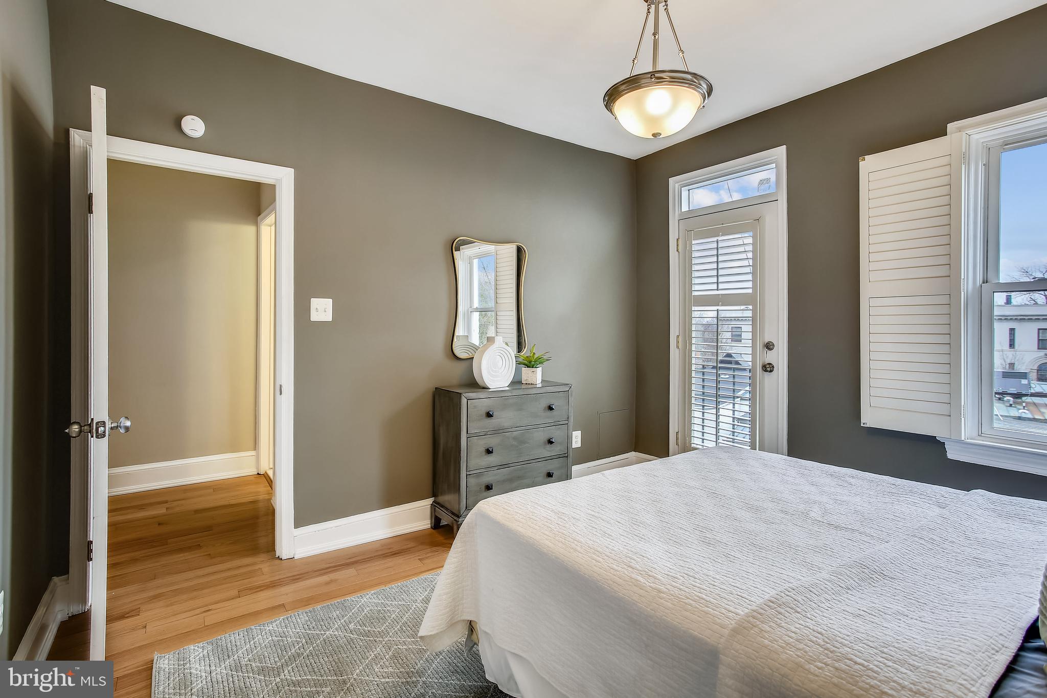 3018 R Street Northwest, Unit 3 Washington, DC 20007 - Photo 13 of 27