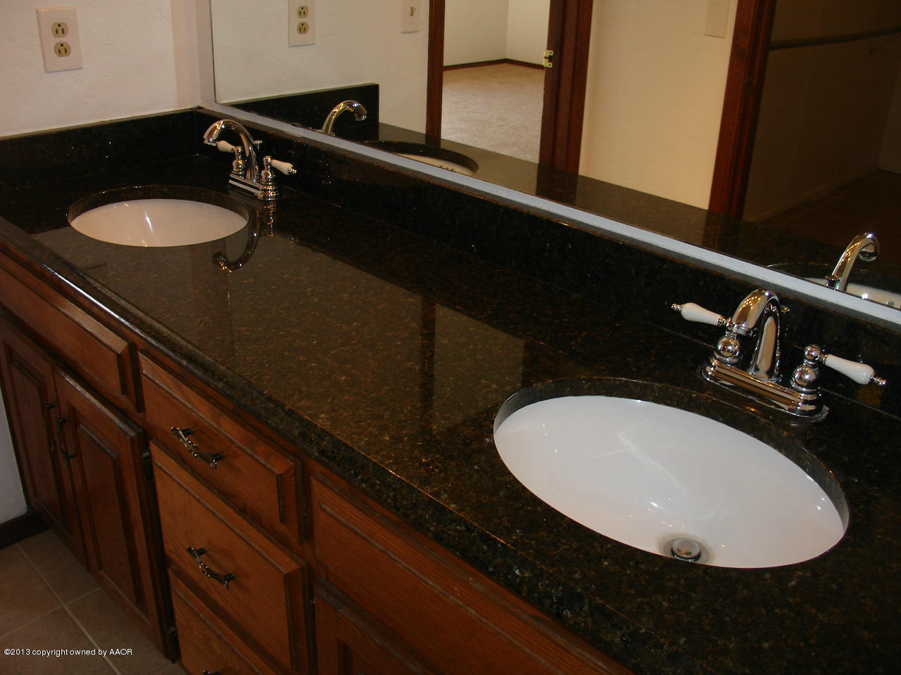 1830 Girl Scout Road Amarillo, TX 79124 - Photo 12 of 20 Mst Bath 2