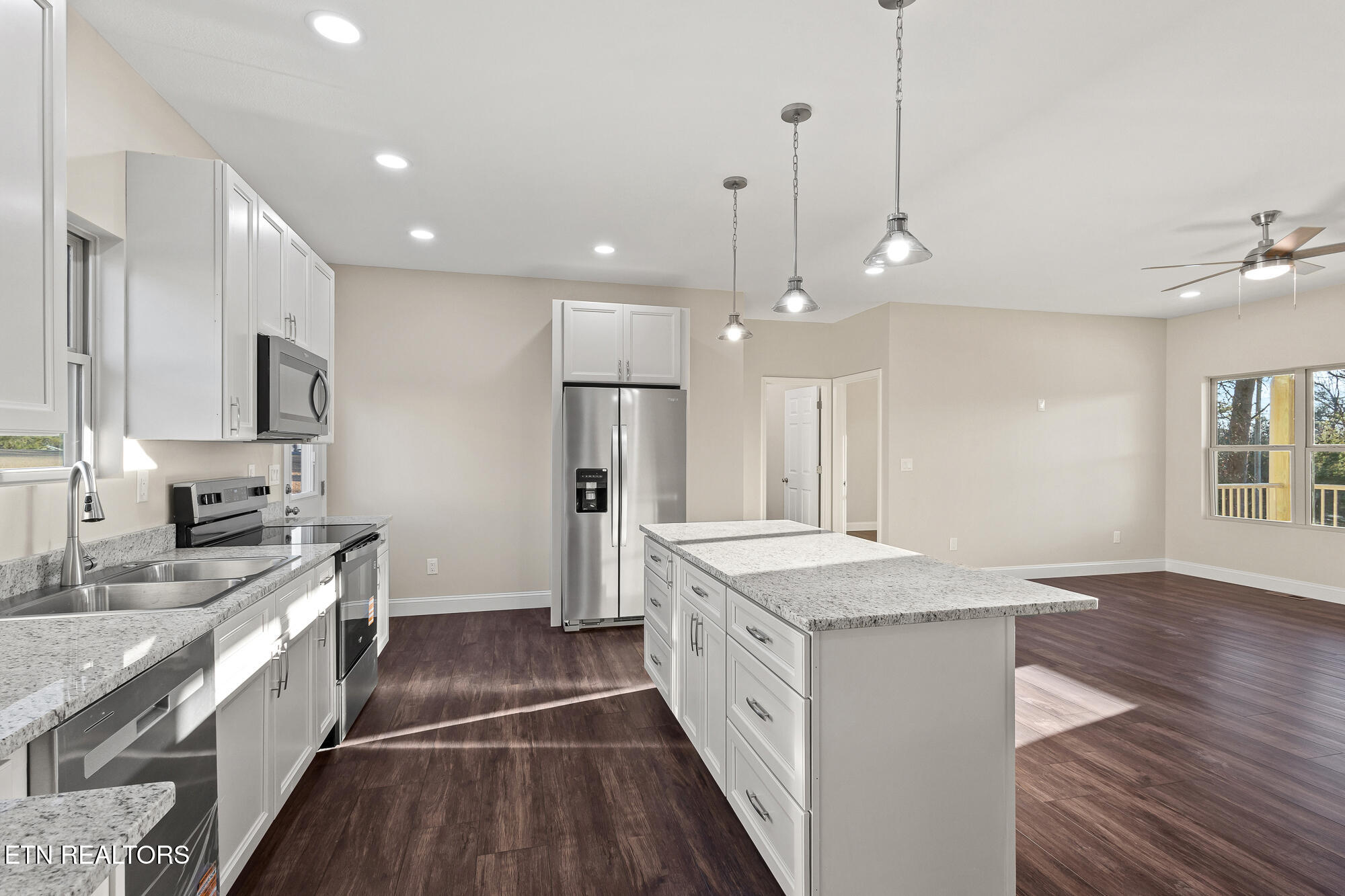 163 Co Road Etowah, TN 37331 - Photo 14 of 30 1186 Old Federal Rd Etowah-12