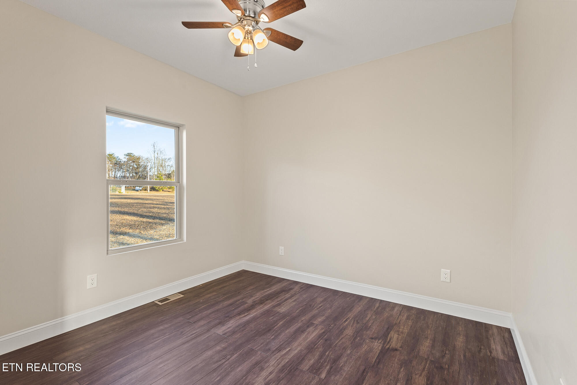 163 Co Road Etowah, TN 37331 - Photo 21 of 30 1186 Old Federal Rd Etowah-15