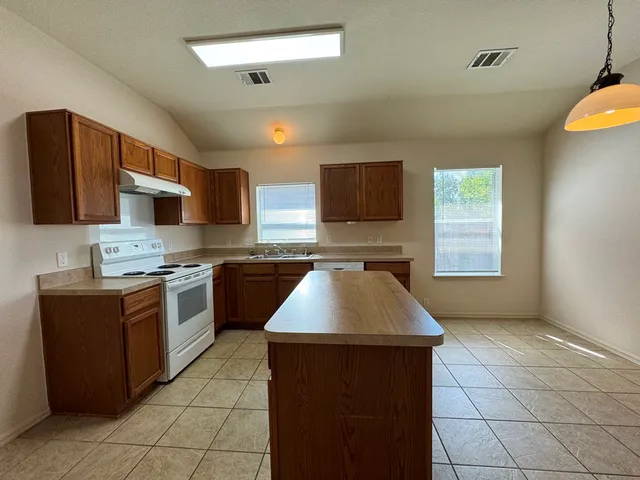 $1,745 | 172 Spruce Drive, Kyle, TX 78640