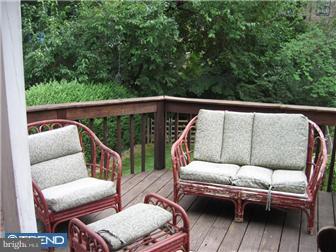 305 Oak Road Glenside, PA 19038 - Photo 5 of 6 Gallery Image 5