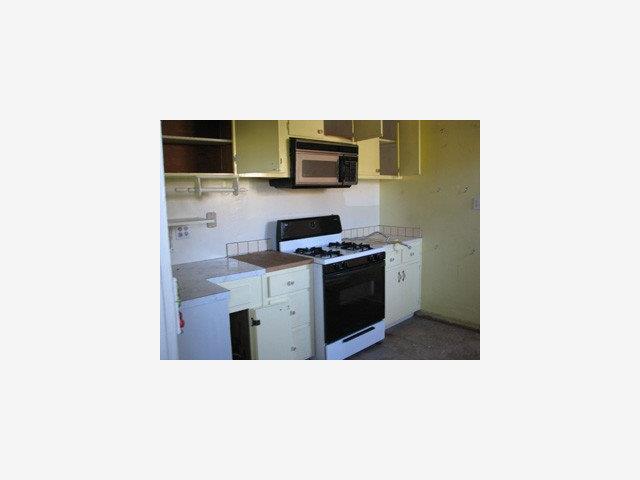 1731 Valley View Road Hollister, CA 95023 - Photo 2 of 8 Gallery Image 2