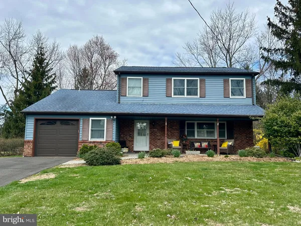 $575,000 | 7 Broadale Court, Doylestown, PA 18901
