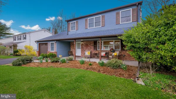 $575,000 | 7 Broadale Court, Doylestown, PA 18901