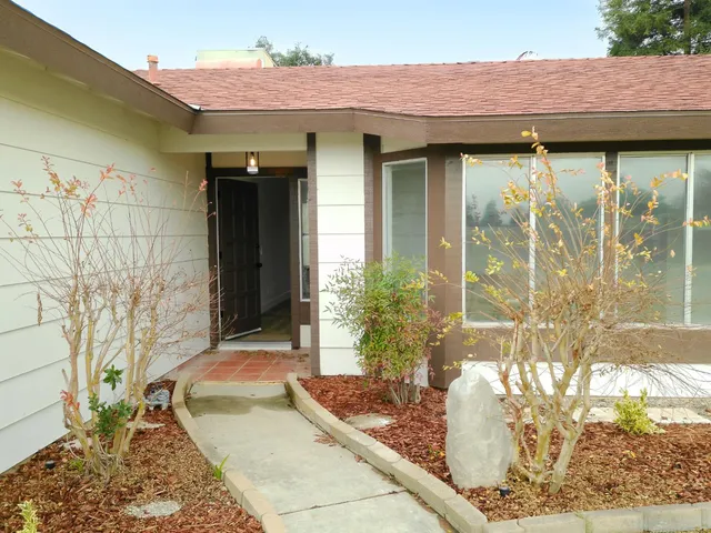 $407,900 | 3922 North Dante Avenue, Fresno, CA 93722