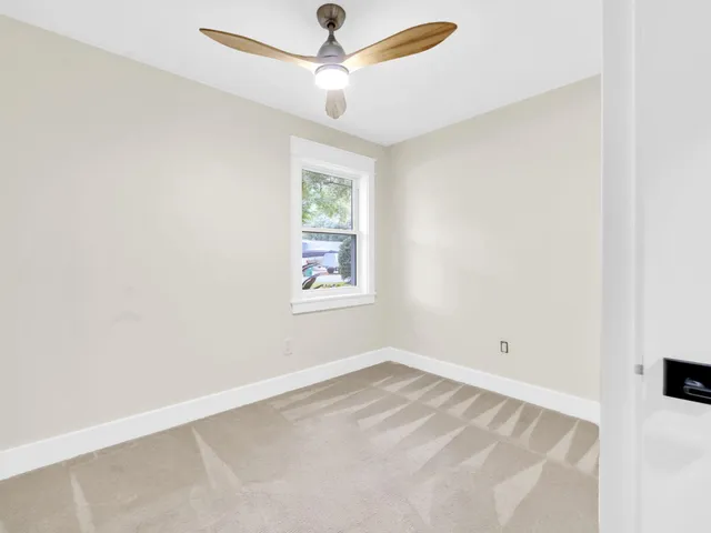 a view of a yard with a house