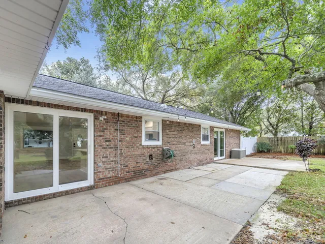 $630,000 | 425 Stahlman Avenue, Destin, FL 32541