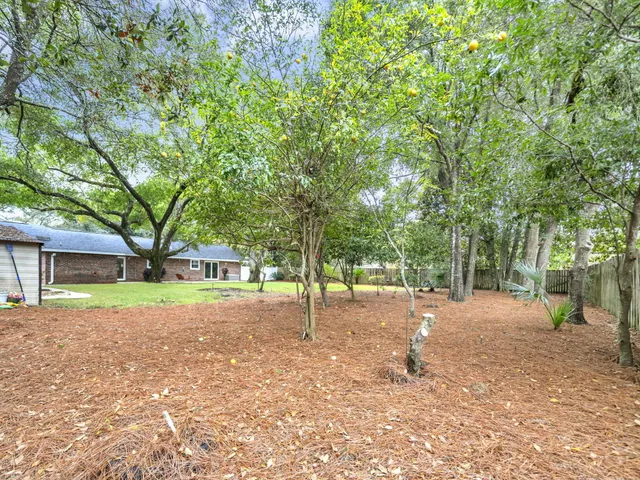 $630,000 | 425 Stahlman Avenue, Destin, FL 32541