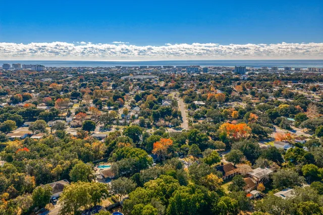 $630,000 | 425 Stahlman Avenue, Destin, FL 32541