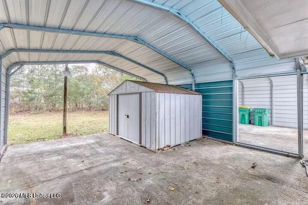 $1,600 | 6616 Columbus Circle, Ocean Springs, MS 39564