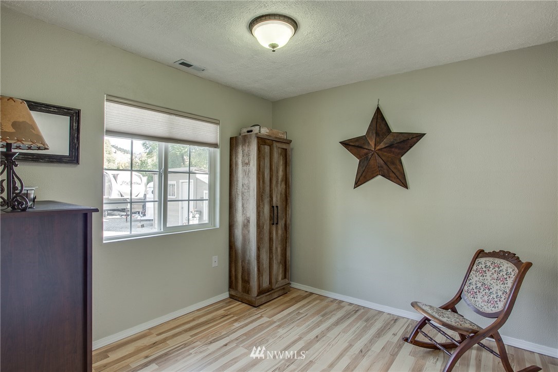 5146 Regan Road Cashmere, WA 98815 - Photo 16 of 19 Gallery Image 16