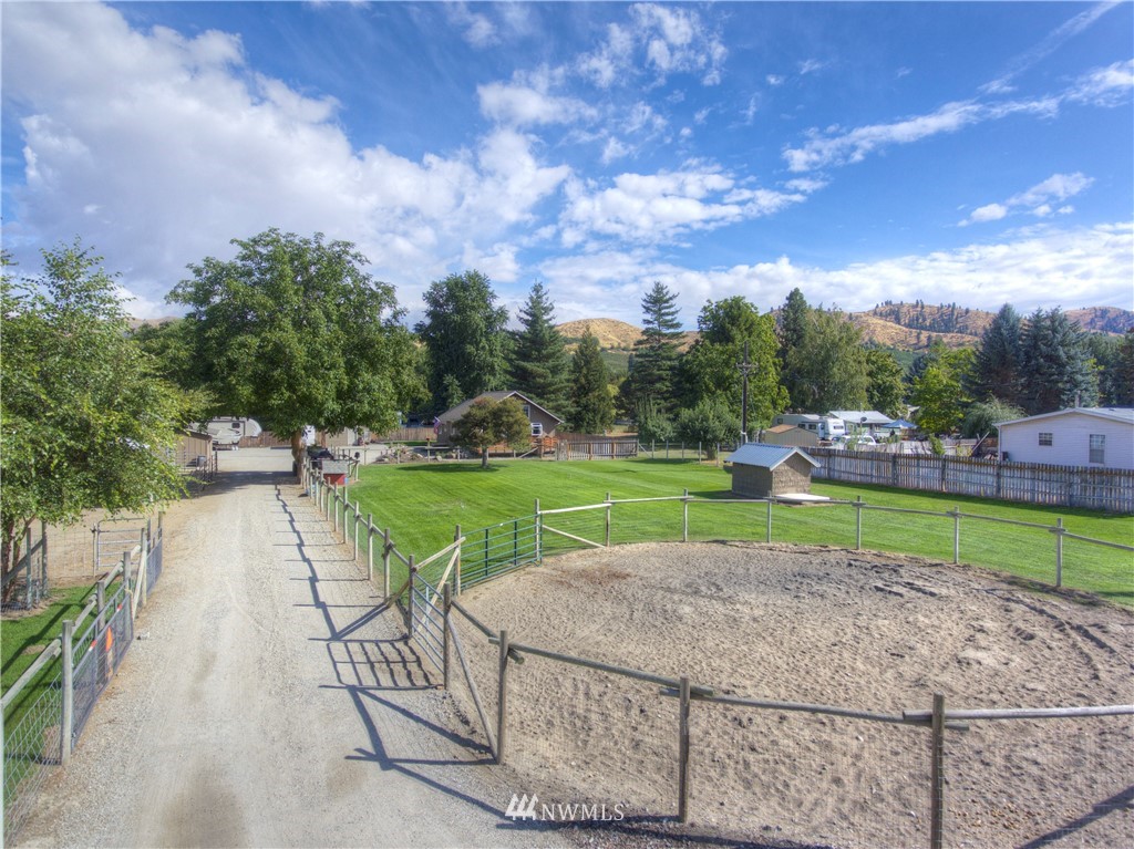 5146 Regan Road Cashmere, WA 98815 - Photo 3 of 19 Gallery Image 3