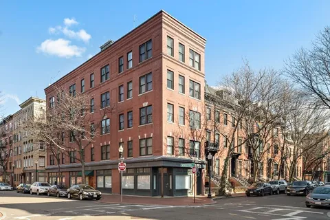 $4,000 | 486 Shawmut Avenue, Unit 1, Boston, MA 02118