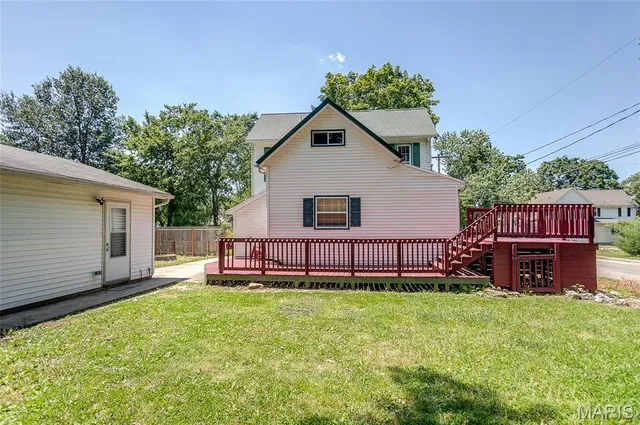 $168,000 | 101 South Grace Street, Marissa, IL 62257