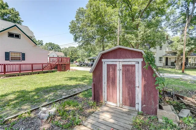 $168,000 | 101 South Grace Street, Marissa, IL 62257